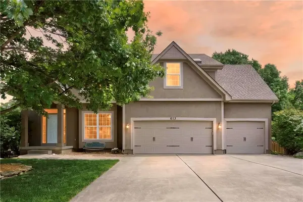 613 SW Derby Drive, Lee's Summit, MO 64081