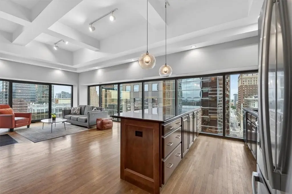 1101 Walnut Street, Kansas City, MO 64106 - #1