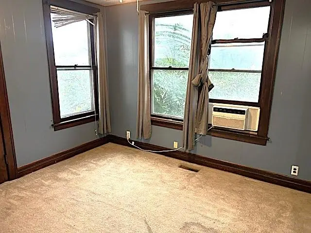 1231 Dirr Avenue, Parsons, KS 67357 - #2