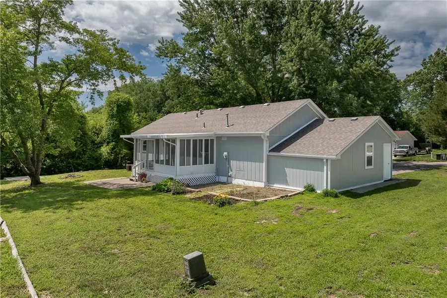 2710 Roma Lane, Country Club, MO 64505 - #2