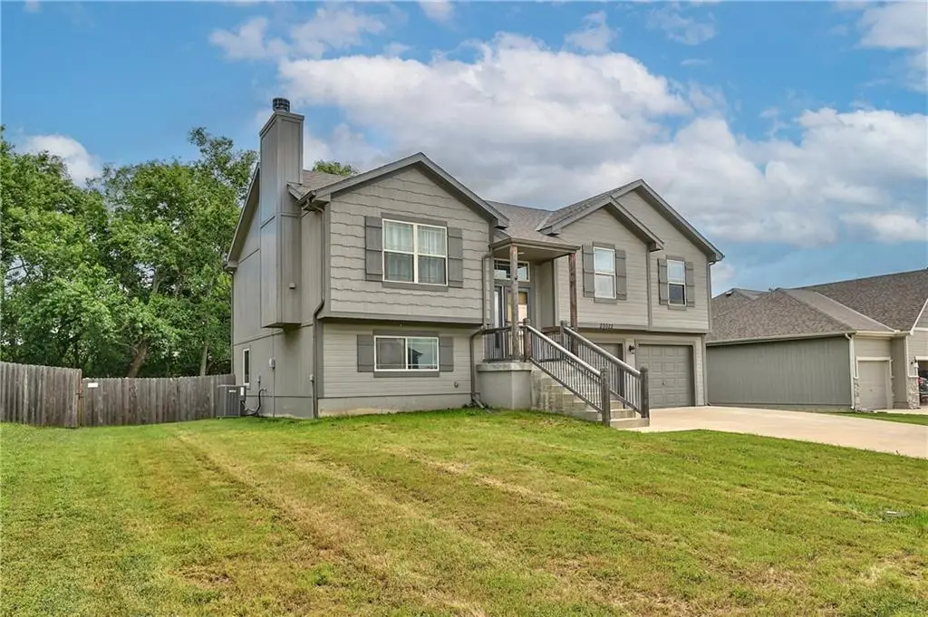 20022 W 220th Terrace, Spring Hill, KS 66083 - #1