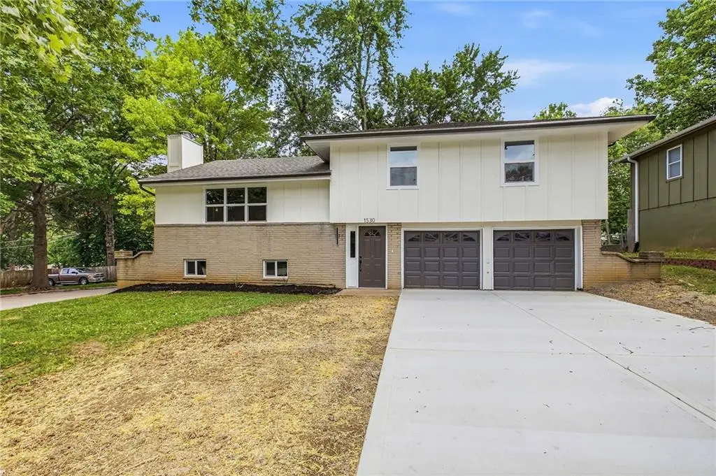 1530 NW 67th Street, Kansas City, MO 64118 - #1