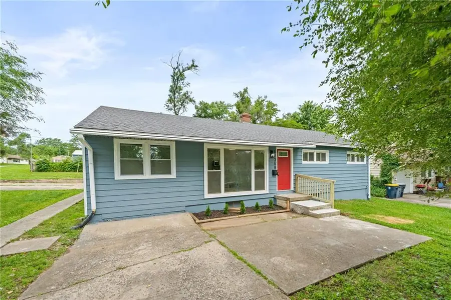 11368 Delmar Avenue, Kansas City, MO 64134 - #2