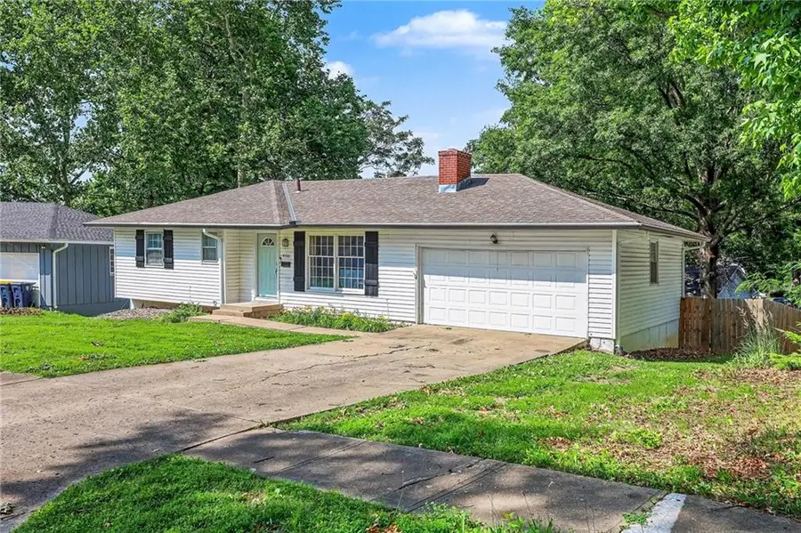 4300 E 104th Terrace, Kansas City, MO 64137 - #2