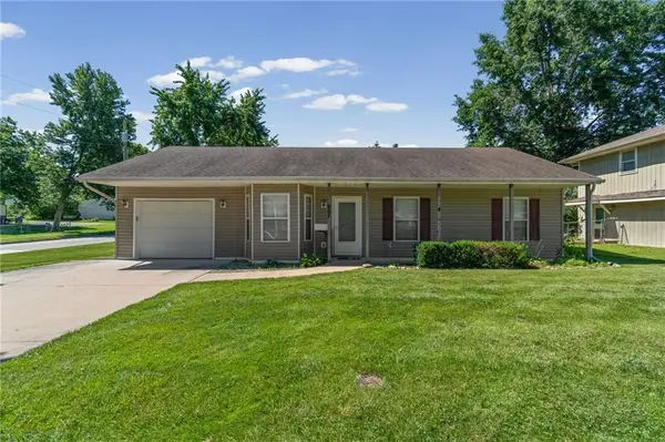 607 W 6th Street, Cameron, MO 64429
