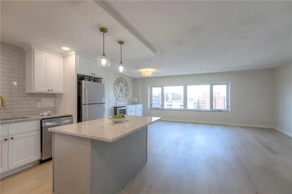 4545 Wornall Road #1009, Kansas City, MO 64111