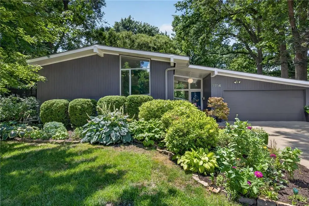 7714 Fairway Street, Prairie Village, KS 66208 - #1