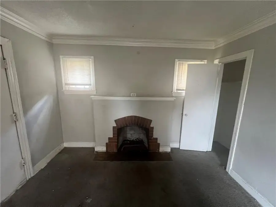 2217 E 67th Terrace, Kansas City, MO 64132 - #2