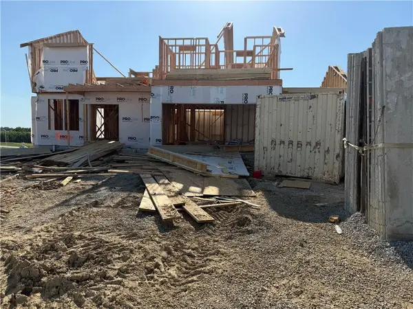 8300 NW 90th Street, Kansas City, MO 64153