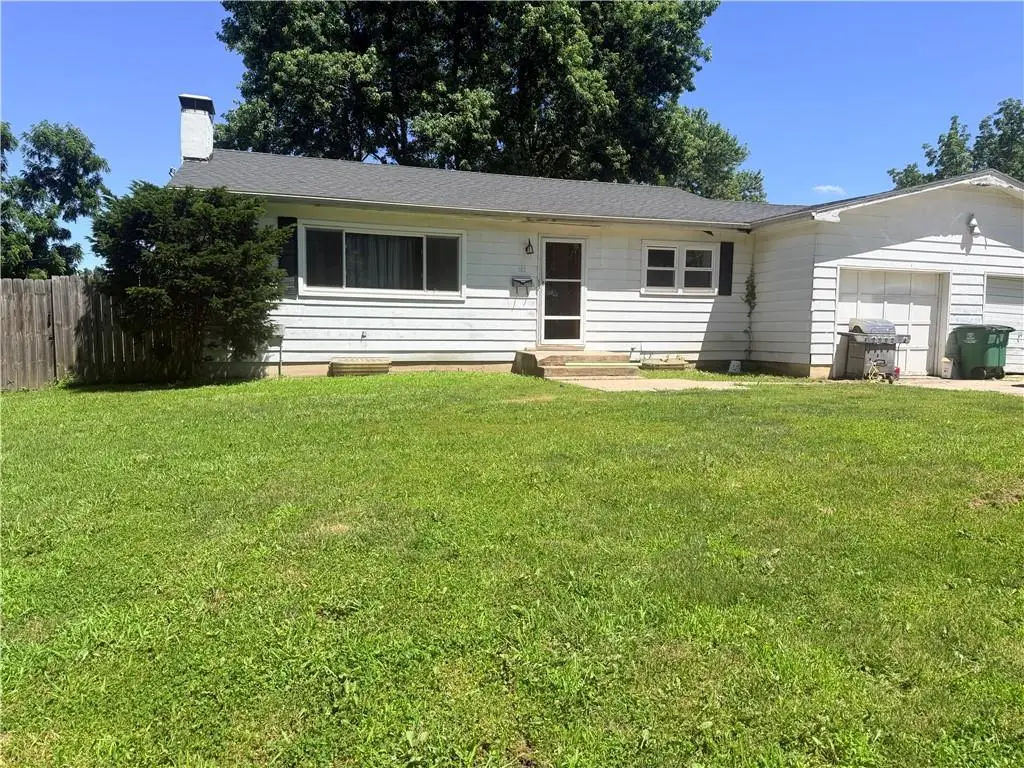 502 N Wooden Avenue, Braymer, MO 64624 - #1