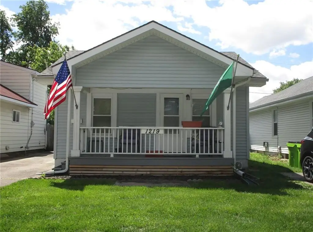 1219 E 24 Avenue, North Kansas City, MO 64116 - #1