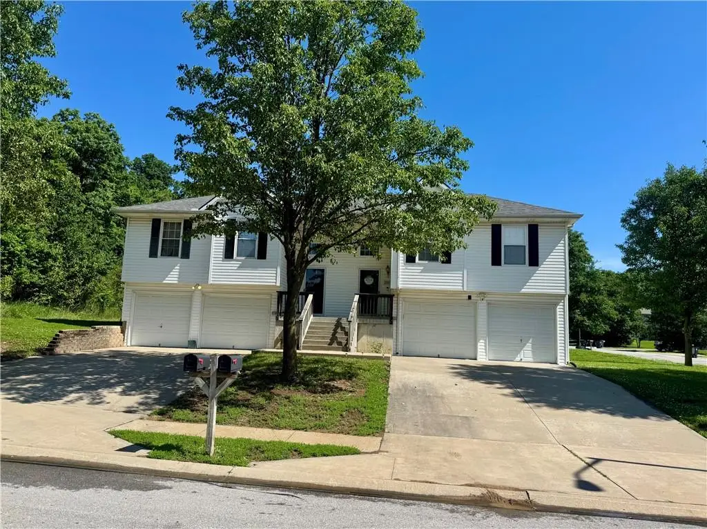 2700-2702 NW 69th Terrace, Kansas City, MO 64151 - #1
