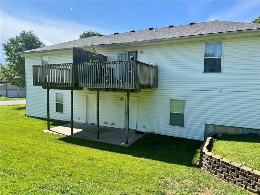 2700-2702 NW 69th Terrace, Kansas City, MO 64151 - #2