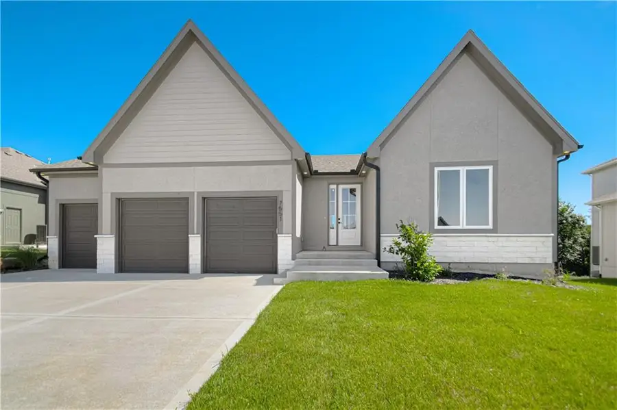 7551 NW Gower Avenue, Kansas City, MO 64151 - #2