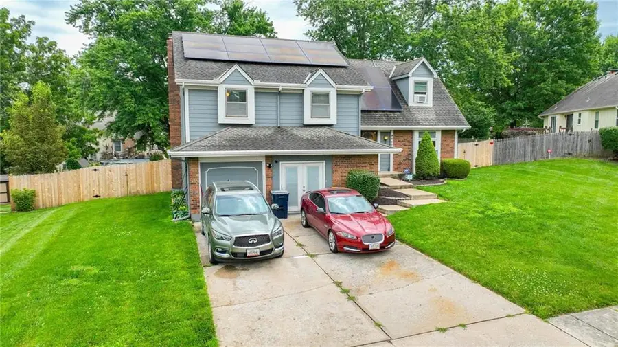 9017 Crescent Court, Kansas City, MO 64138 - #2