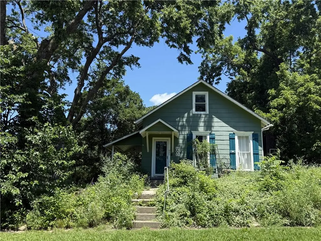 920 High Street, Baldwin City, KS 66006 - #1