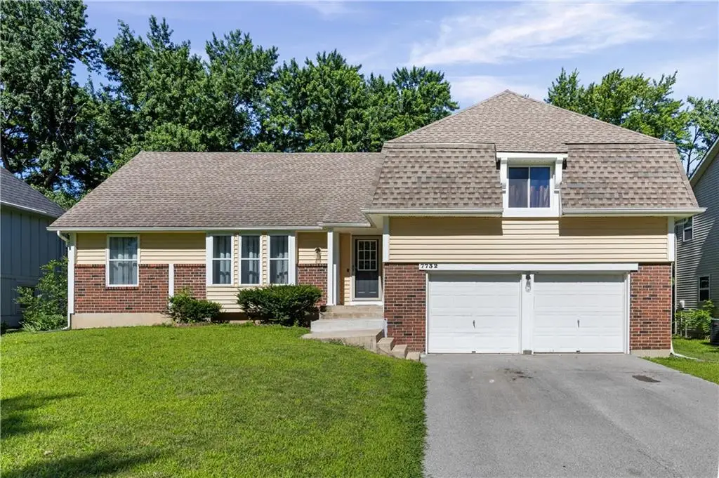 7732 Westgate Drive, Lenexa, KS 66216 - #1
