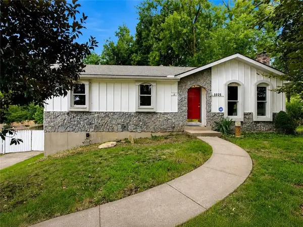 5925 Haskins Street, Shawnee, KS 66216