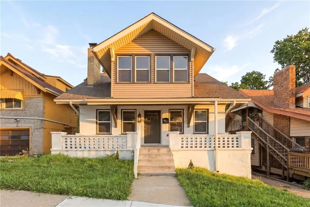 1326 Lake Avenue, Kansas City, MO 64109 - #1