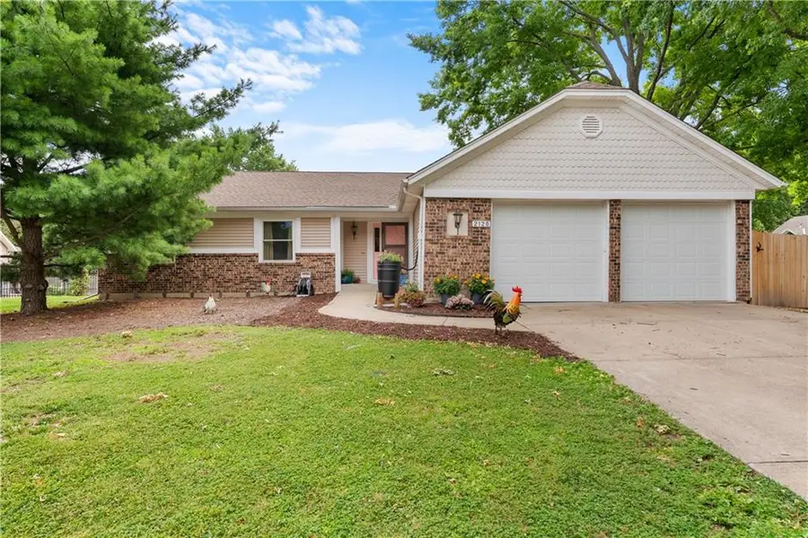 2120 E 153rd Terrace, Olathe, KS 66062 - #2
