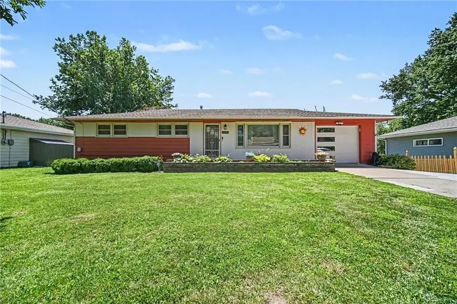 6131 Cernech Road, Kansas City, KS 66104 - #2