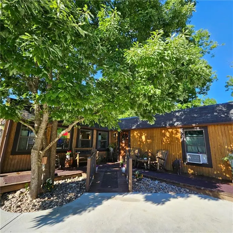 10 Oak Knoll Court, Linn Valley, KS 66040 - #3