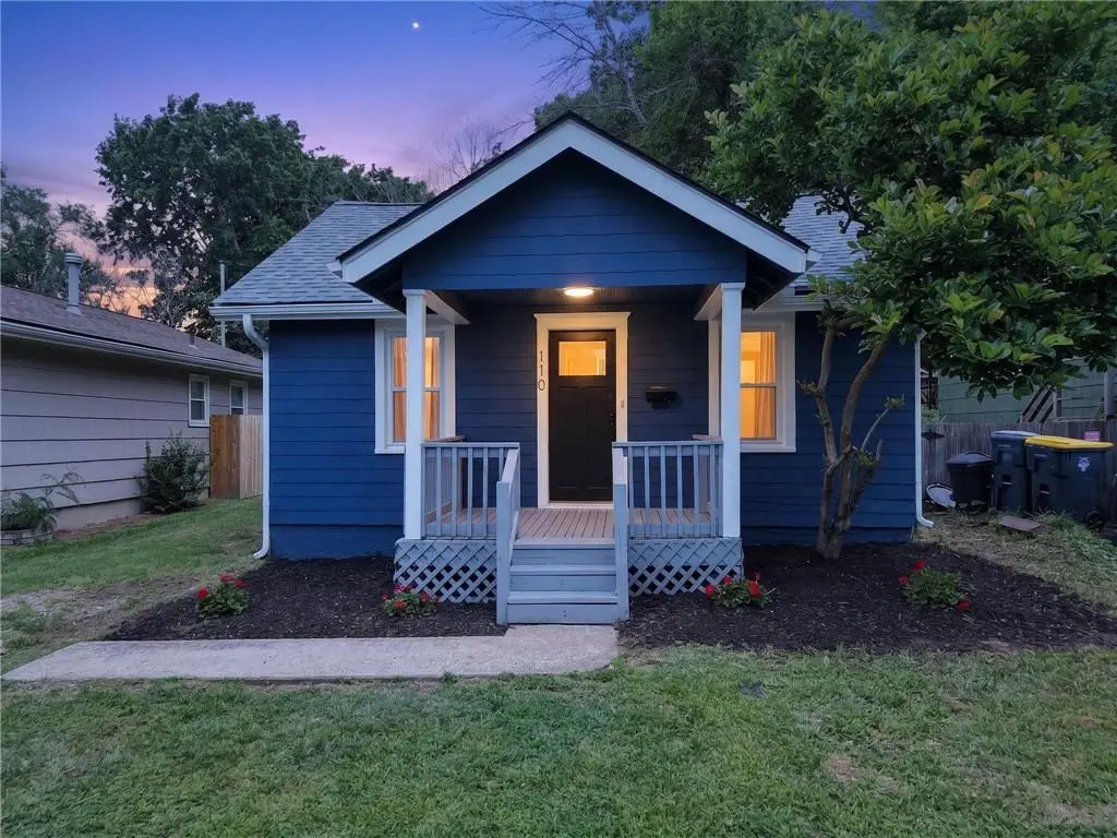 110 W 79th Terrace, Kansas City, MO 64114 - #1