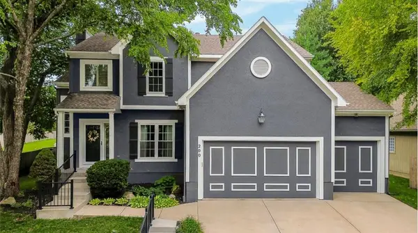 200 Shoreline Drive, Louisburg, KS 66053