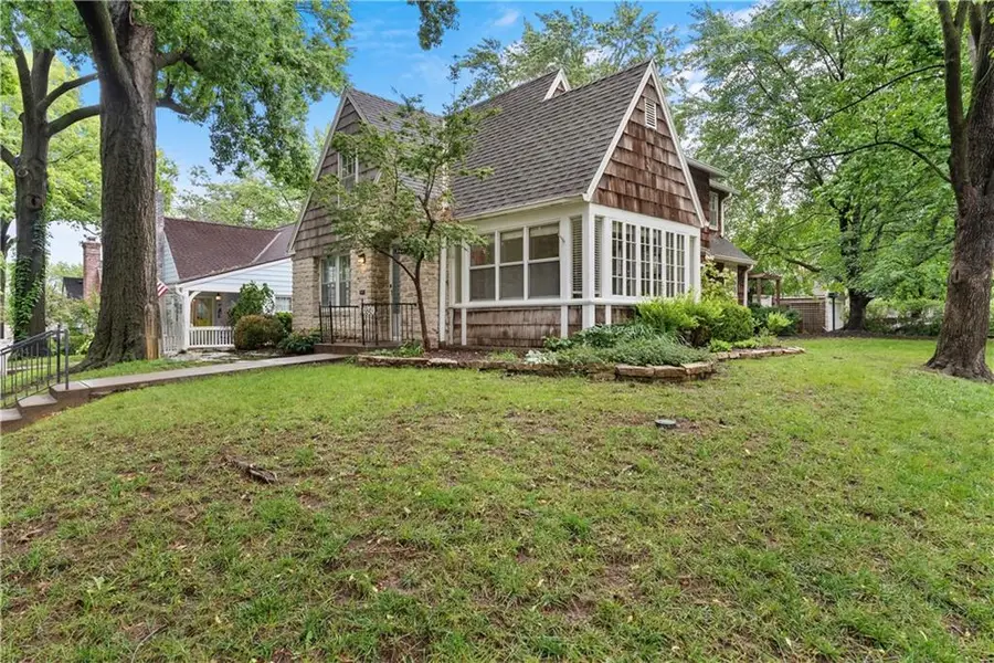 6849 Oak Terrace, Kansas City, MO 64113 - #2