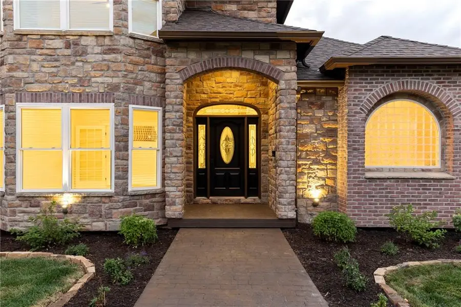 15614 Quail Ridge Drive, Smithville, MO 64089 - #2