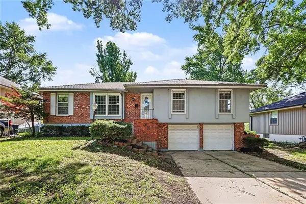 11047 Spring Valley Road, Kansas City, MO 64134