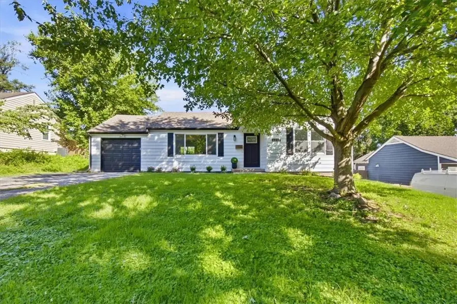 6028 Juniper Drive, Mission, KS 66205 - #2