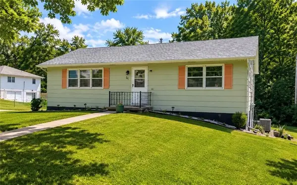 761 Grace Avenue, Leavenworth, KS 66048