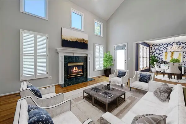 5852 Park Circle, Shawnee, KS 66216
