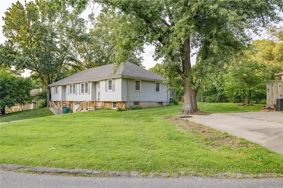 4540 Melody Lane, Kansas City, KS 66106 - #2
