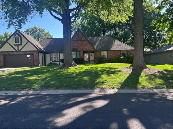 4329 S Dover Avenue, Independence, MO 64055