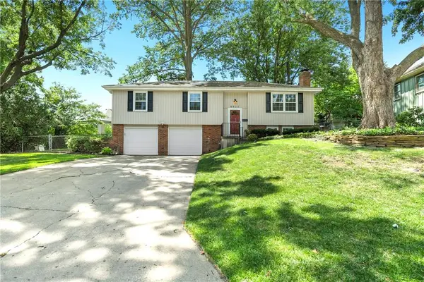 9917 W 65th Place, Merriam, KS 66203