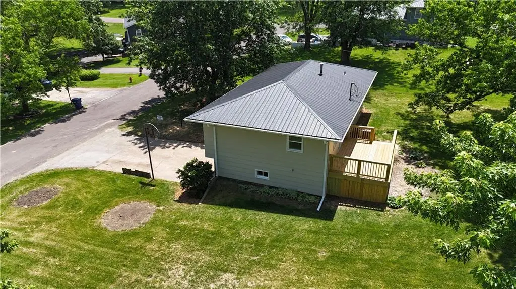 150 E Circle Drive, Brookfield, MO 64628 - #1