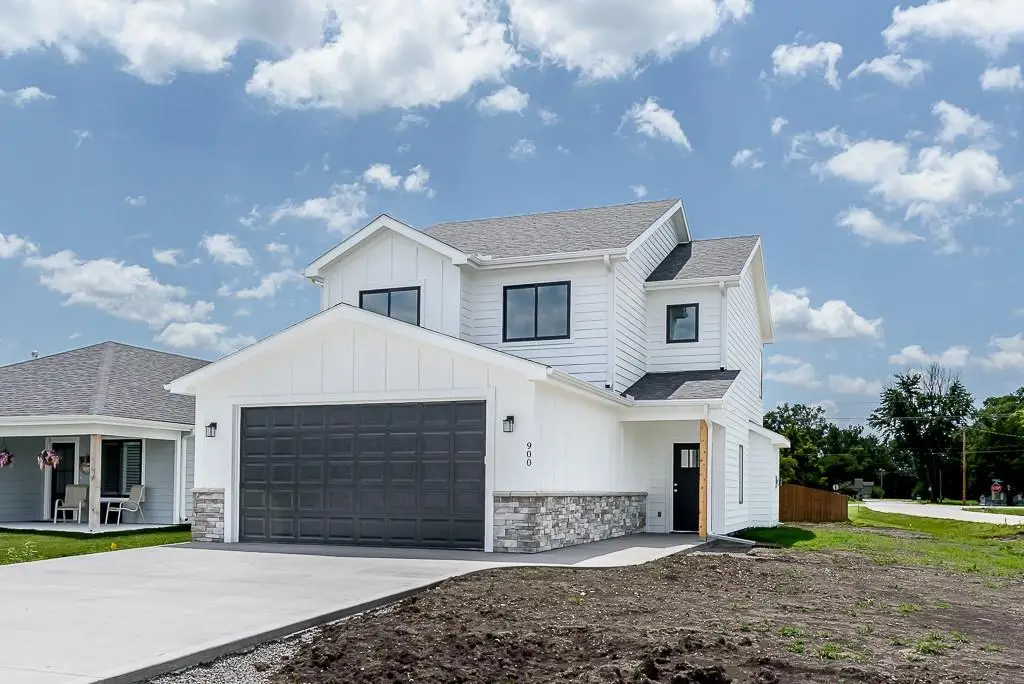 900 2nd Street, Perry, KS 66073 - #1