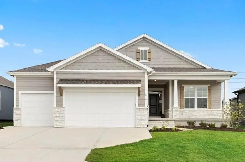 17135 S Barstow Street, Olathe, KS 66062 - #1