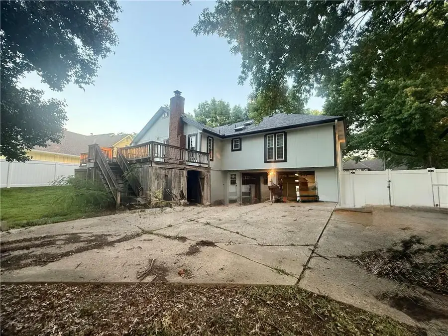 477 Nw Weschester Court, Blue Springs, MO 64014 - #2