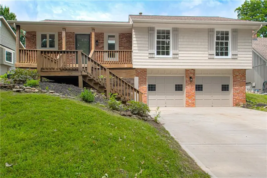 8612 N Harrison Street, Kansas City, MO 64155 - #2