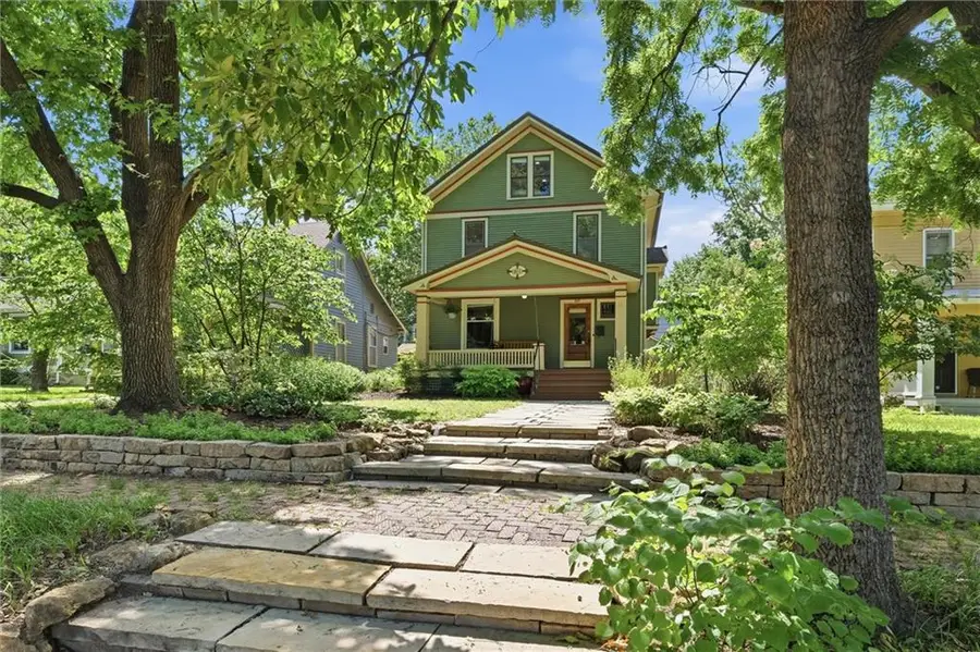 817 Maine Street, Lawrence, KS 66044 - #2