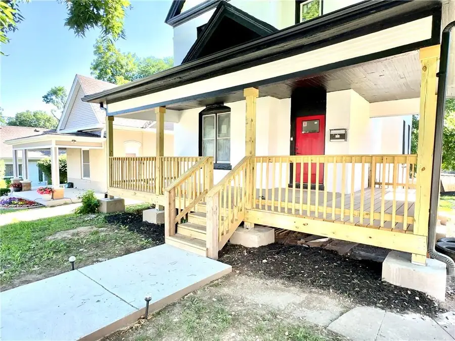 17 N 15th Street, Kansas City, KS 66102 - #2