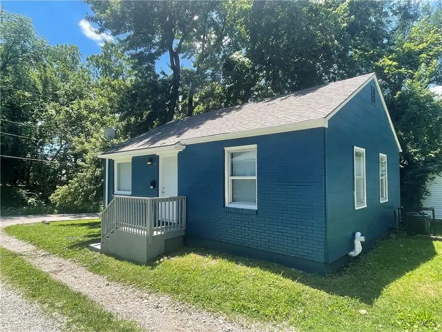 732 W Stone Street, Independence, MO 64050 - #3