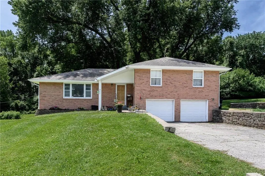 7839 Armstrong Avenue, Kansas City, KS 66112 - #1