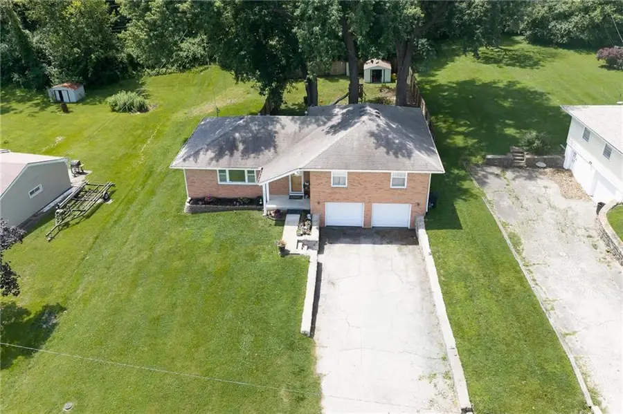 7839 Armstrong Avenue, Kansas City, KS 66112 - #2