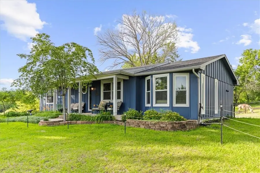 22670 W 246th Street, Paola, KS 66071 - #2