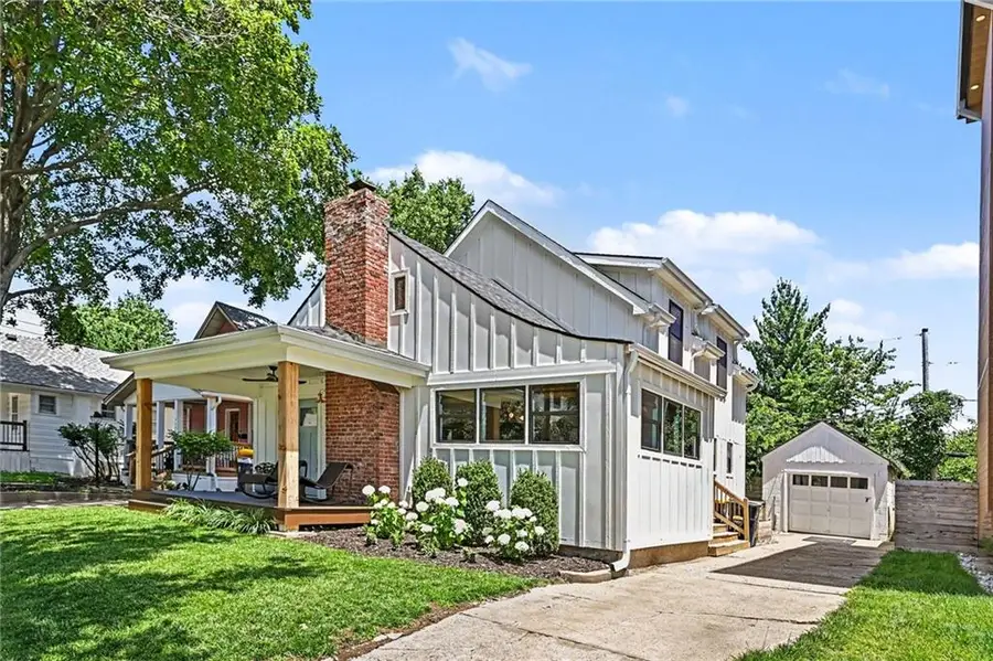 4707 Terrace Street, Kansas City, MO 64112 - #3