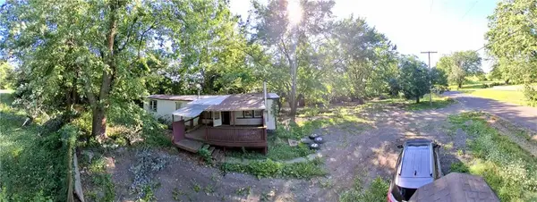 9404 Stillhouse Road, Liberty, MO 64068